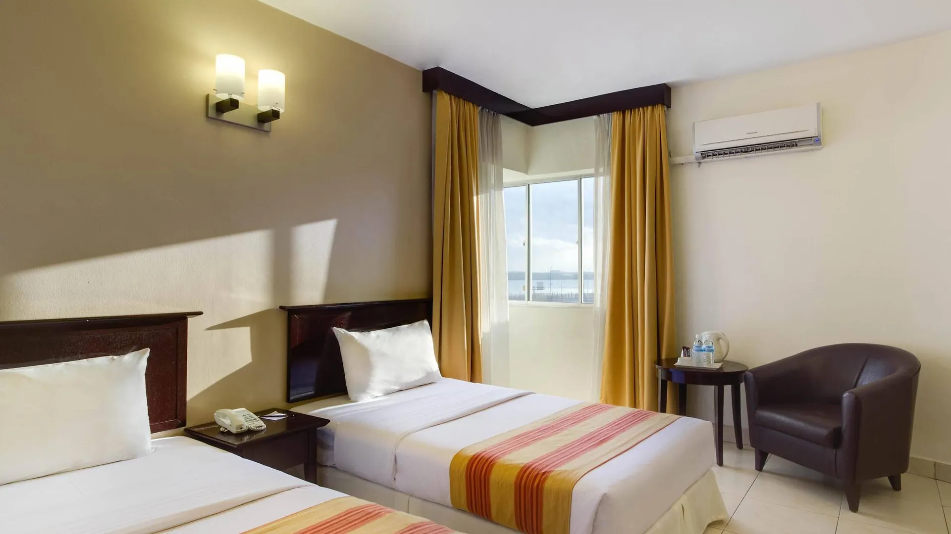 Erya By Suria Johor Bahru Hotel 3*,  Malaysia