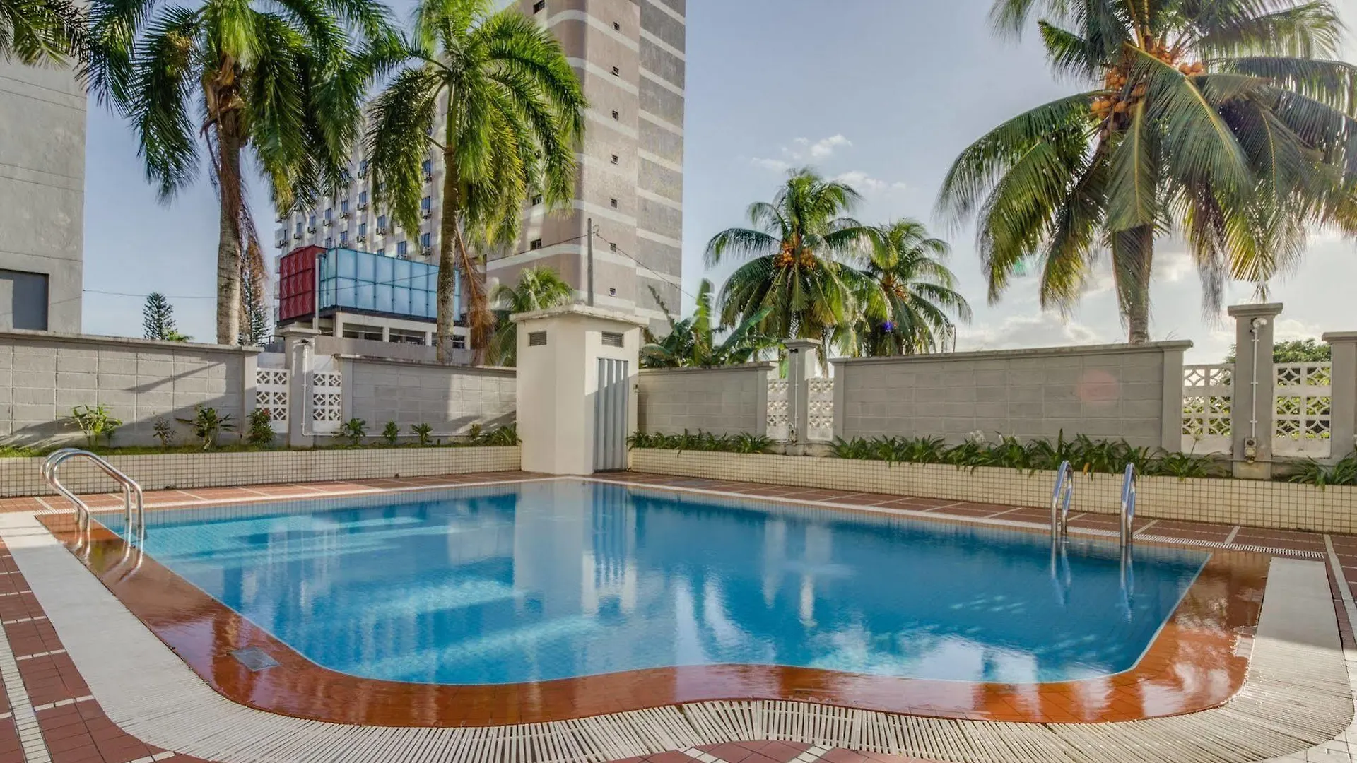 Erya By Suria Johor Bahru Hotel 3*,